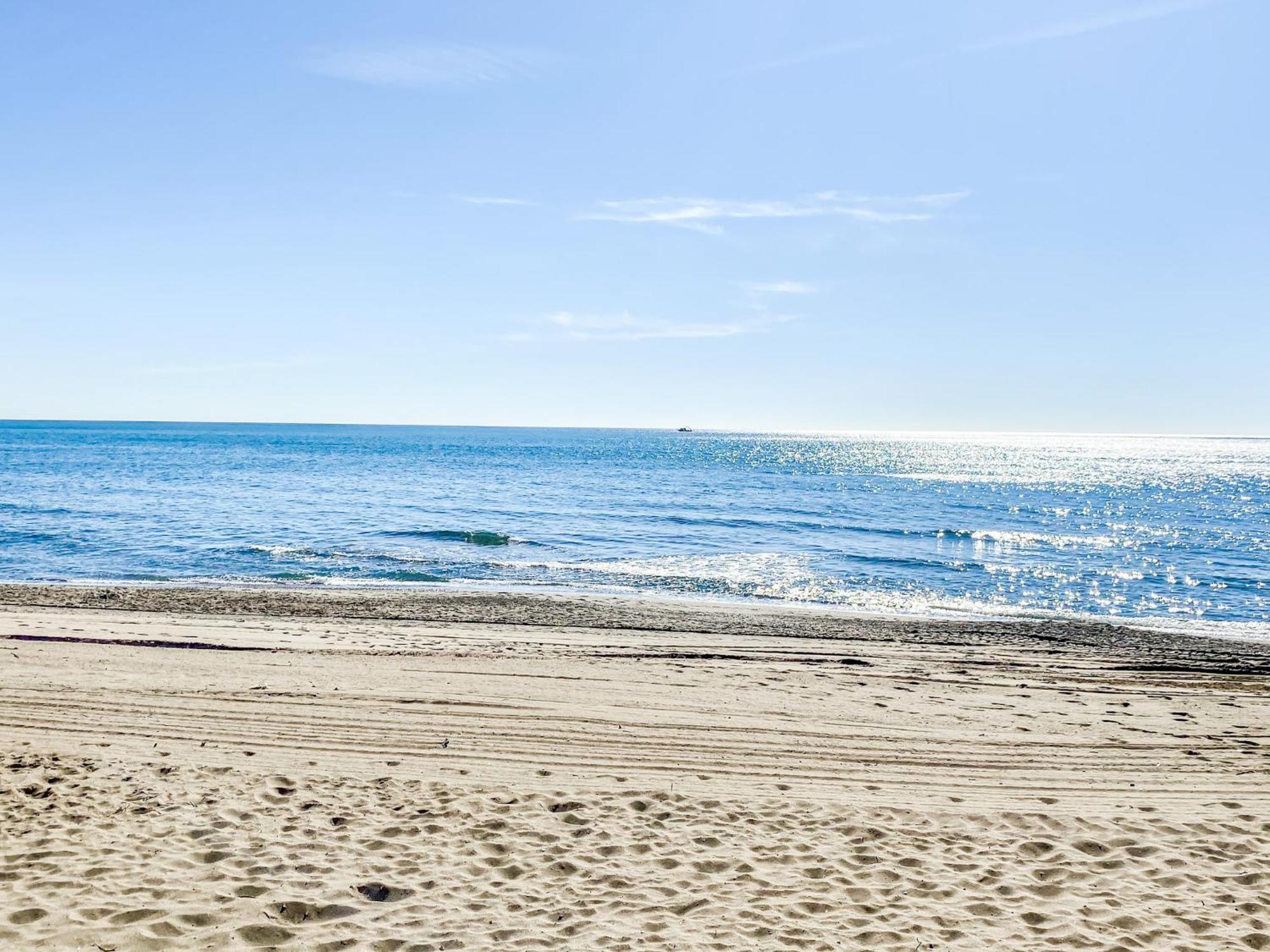 Roca Chica - Parking - Frente Playa - Terraza - Wifi - Bajondillo Y Carihuela Διαμέρισμα Τορρεμολίνος Εξωτερικό φωτογραφία