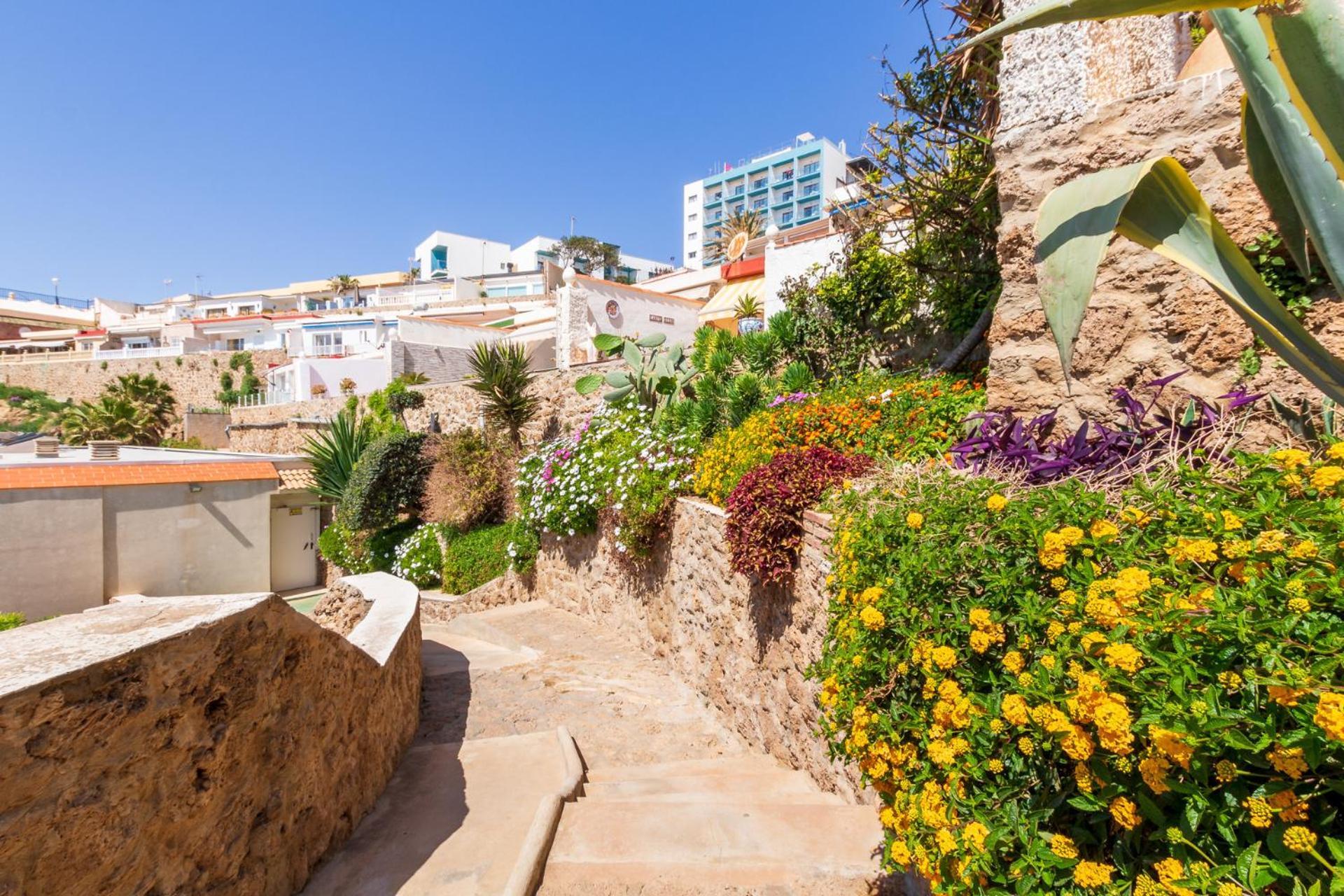 Roca Chica - Parking - Frente Playa - Terraza - Wifi - Bajondillo Y Carihuela Διαμέρισμα Τορρεμολίνος Εξωτερικό φωτογραφία
