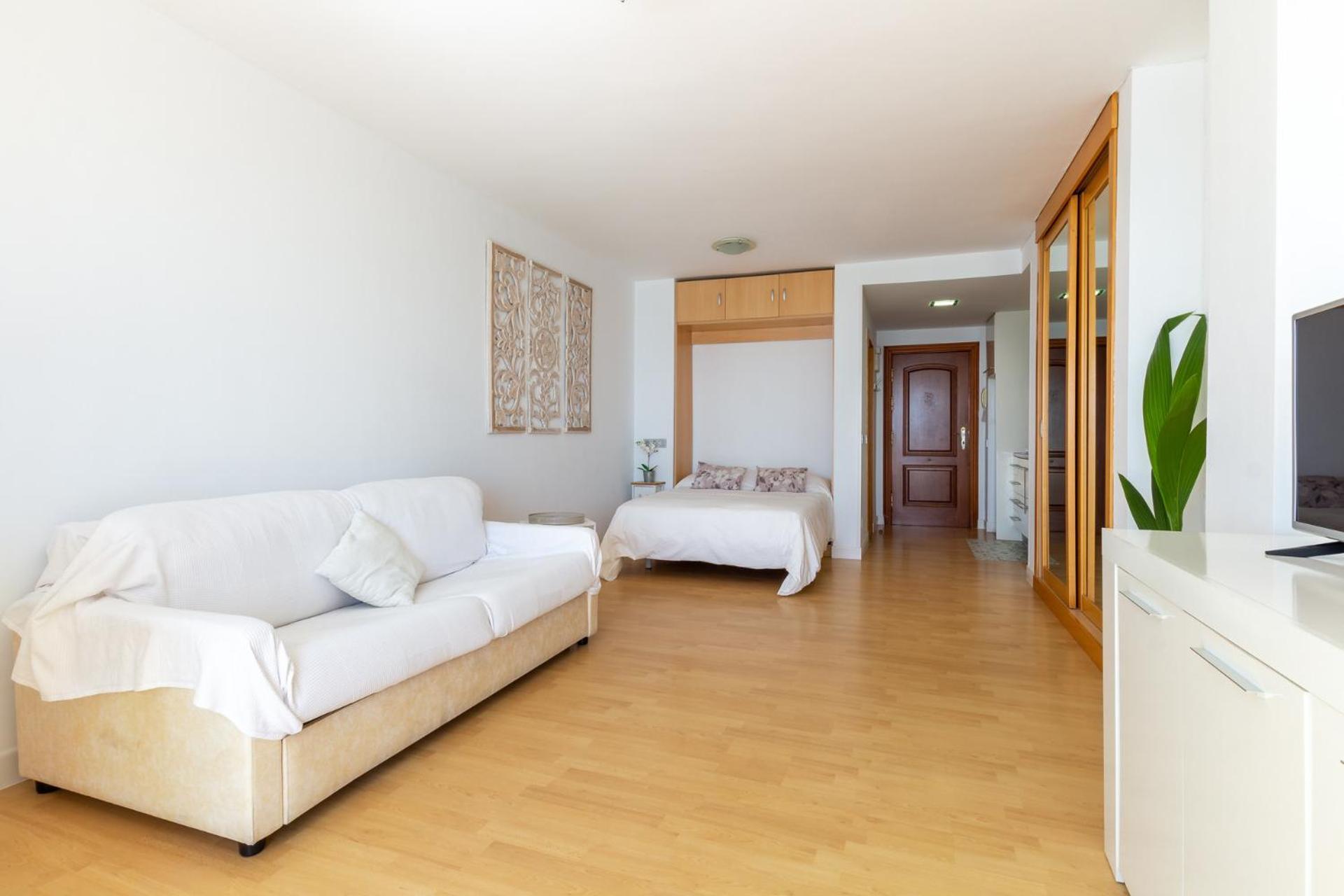 Roca Chica - Parking - Frente Playa - Terraza - Wifi - Bajondillo Y Carihuela Διαμέρισμα Τορρεμολίνος Εξωτερικό φωτογραφία