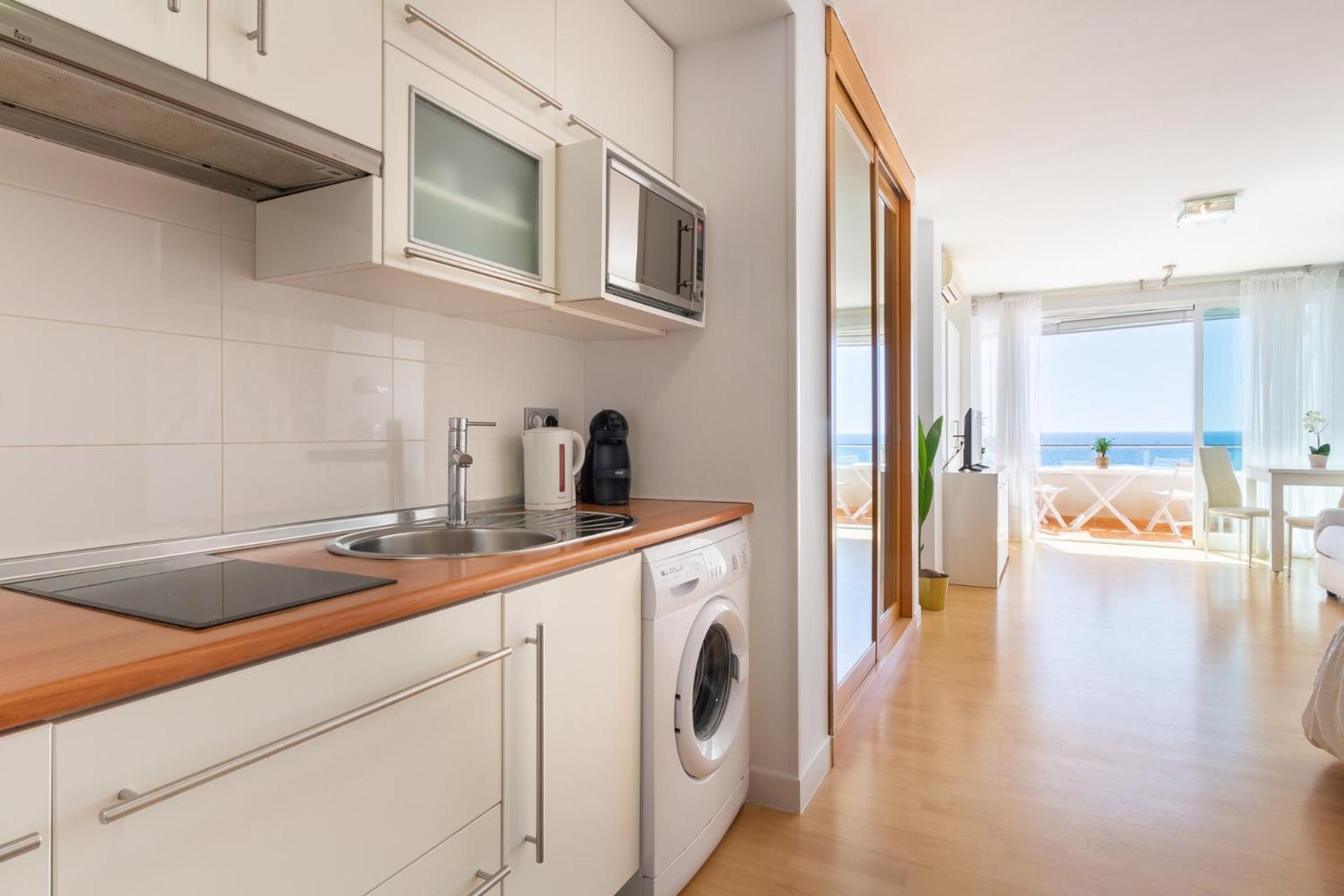 Roca Chica - Parking - Frente Playa - Terraza - Wifi - Bajondillo Y Carihuela Διαμέρισμα Τορρεμολίνος Εξωτερικό φωτογραφία